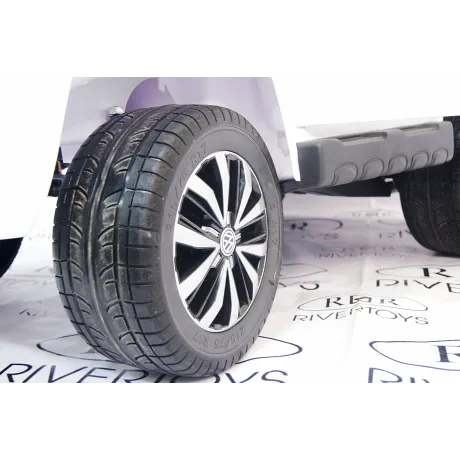 Электромобиль RiverToys VOLKSWAGEN-AMAROK-M999MM White - Фото 6
