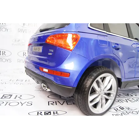 Электромобиль RiverToys AUDI Q5 Blue - Фото 33