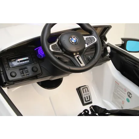 Детский электромобиль BMW M5 Competition (A555MP) белый - Фото 7