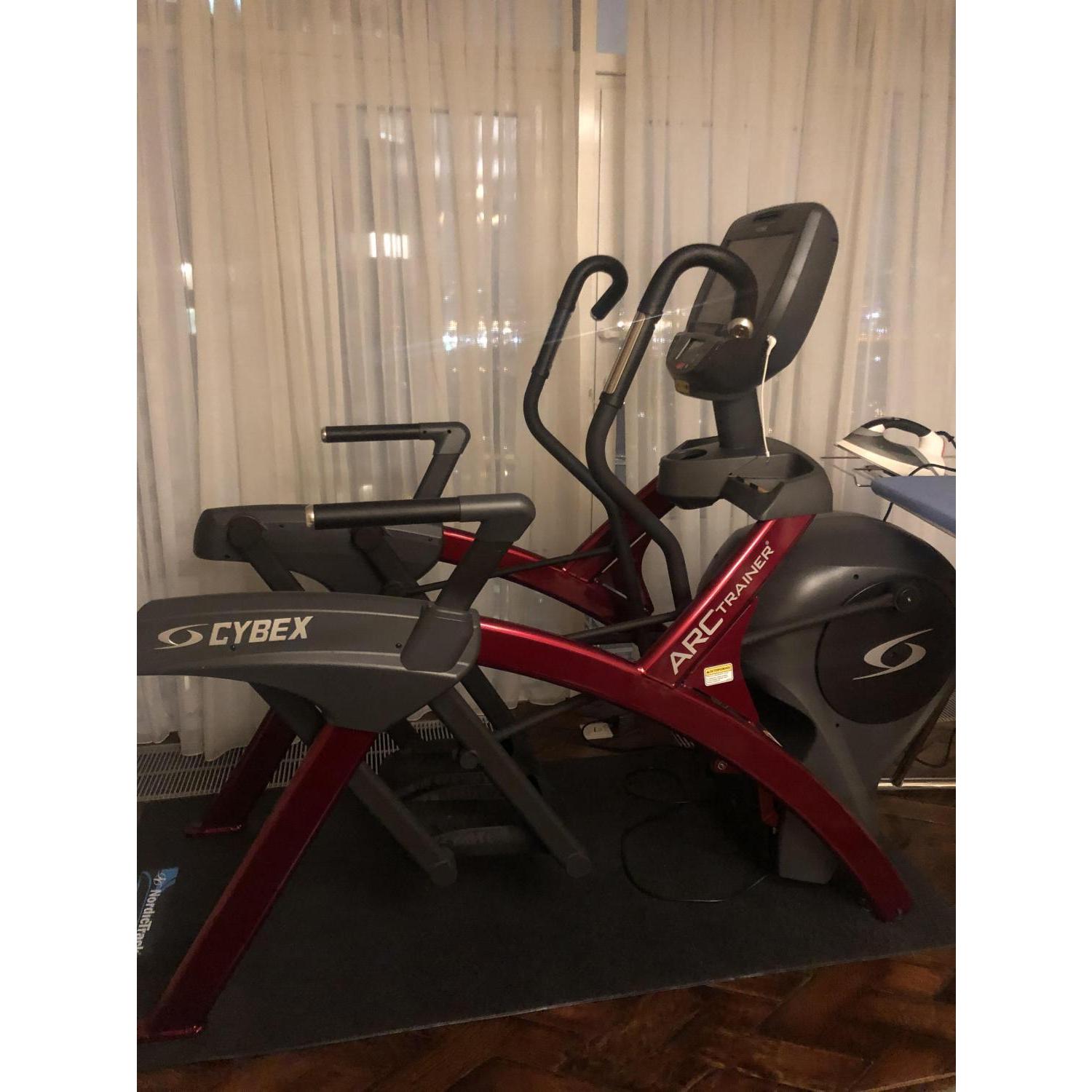 Arc Trainer Total Body Cybex R 50L 1500000 GiperSport