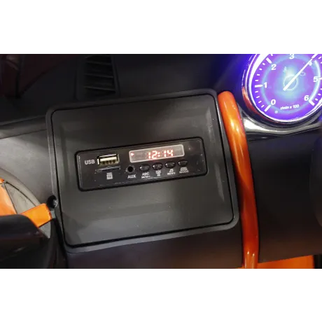 Электромобиль RiverToys LAND-ROVER DISCOVERY SPORT O111OO Orange - Фото 13