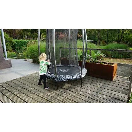 Батут Exit Toys Тигги 140 см черный с защитной сеткой - Фото 3