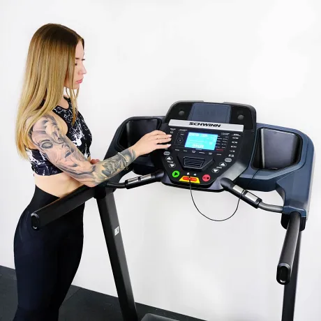 Электрическая беговая дорожка Schwinn 510T - Фото 25