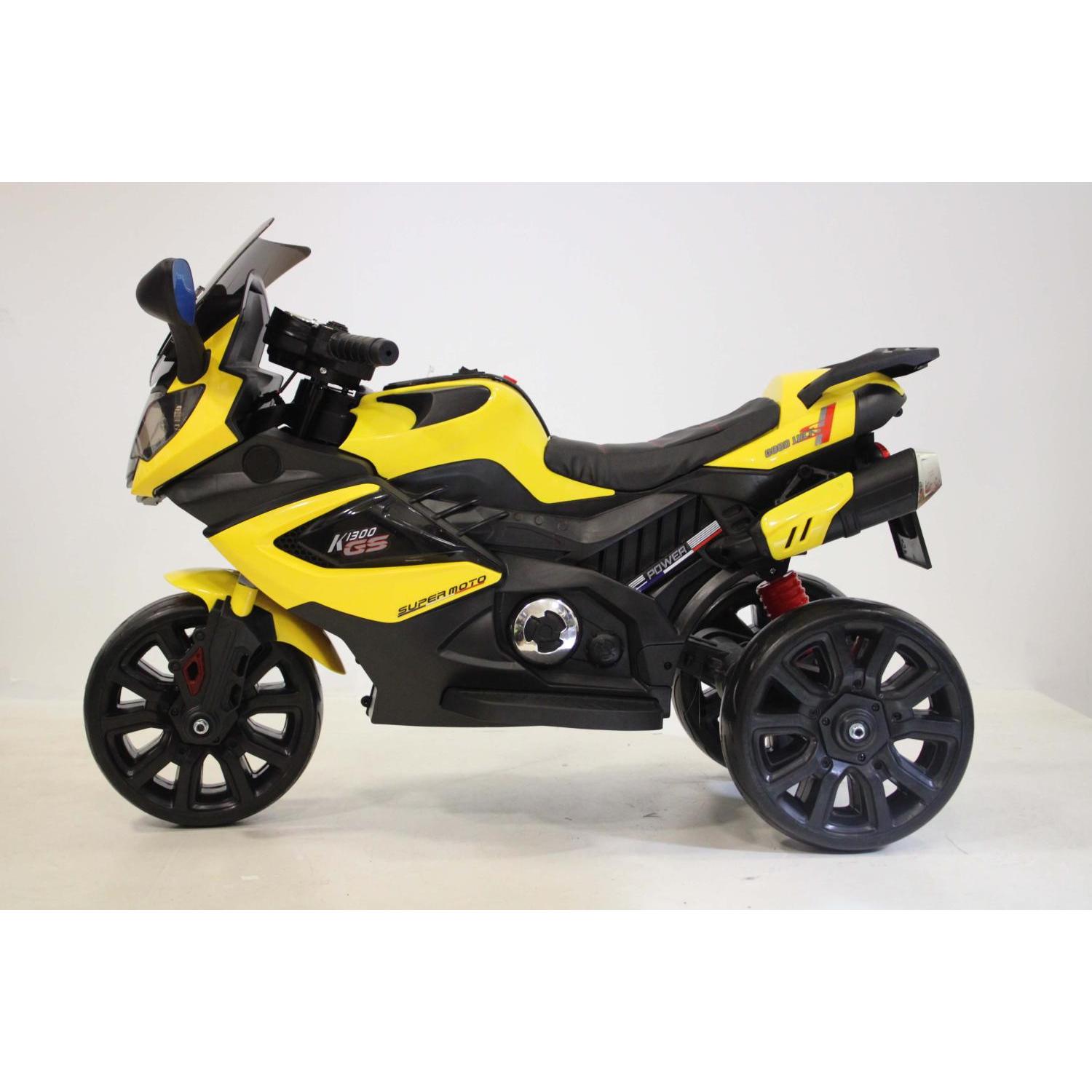 RIVERTOYS трицикл k222kk